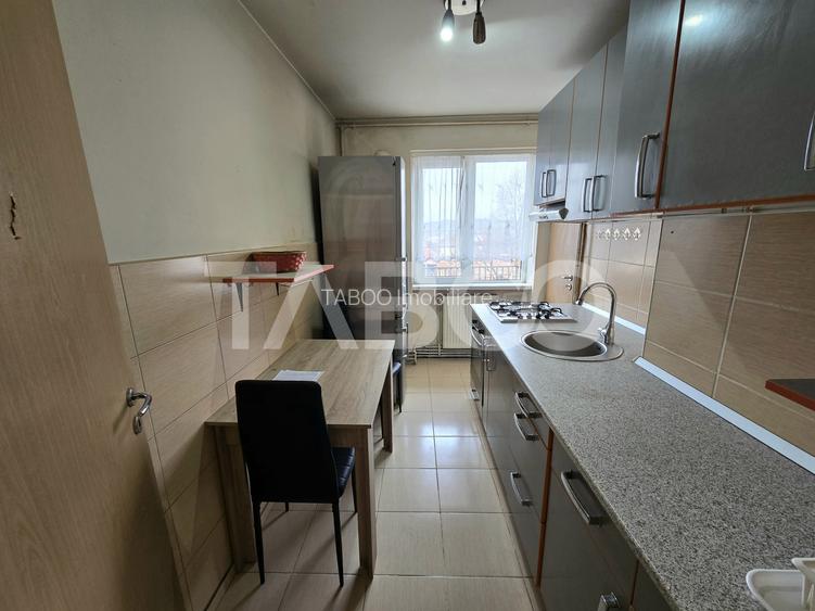 Apartament 2 camere de vanzare 48 utili balcon zona Vasile Aaron Sibiu - 6