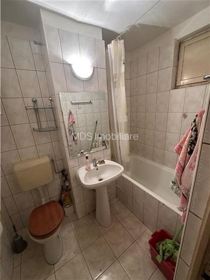 Decomandat la etajul 1 aproape de Iulius Mall - 14