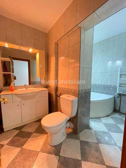 Apartament 3 camere-Podu Ros-Palas Mall-etaj 1 - 9