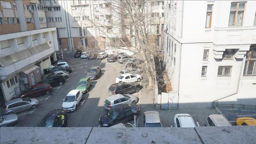 Apartament modern cu 3 camere in centru - zona Maestro - 12