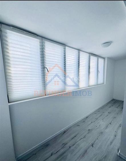 Apartament de vanzare cu 3 camere, Titan - Piata Minis - 12