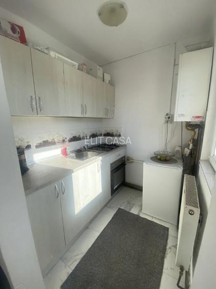 Apartament cu 2 camere, zona Tatarasi - 6