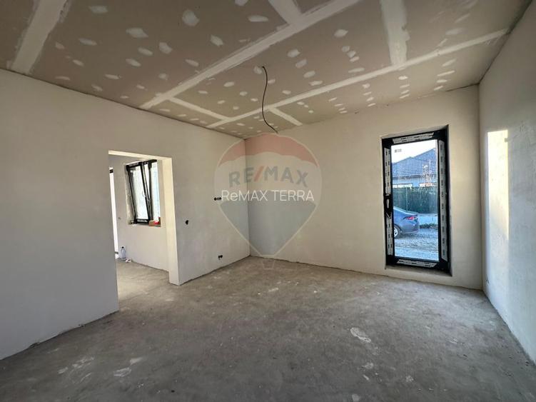 DE VANZARE - CASA MODERNA - alege finisaje - 7