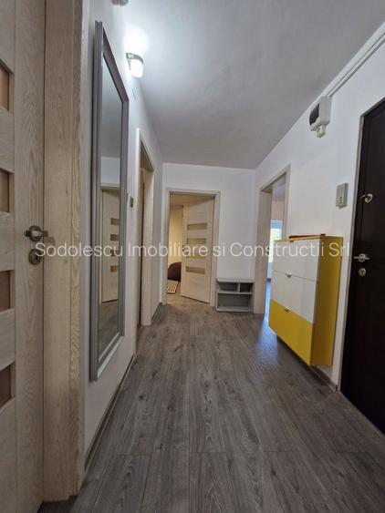 Apartament 3 camere  renovat in zona Lipovei - 6