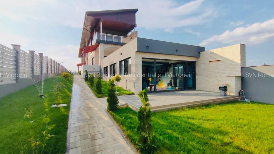 REV2005486 Vila cu piscina 1000 mp teren la lac in Balotest - 2