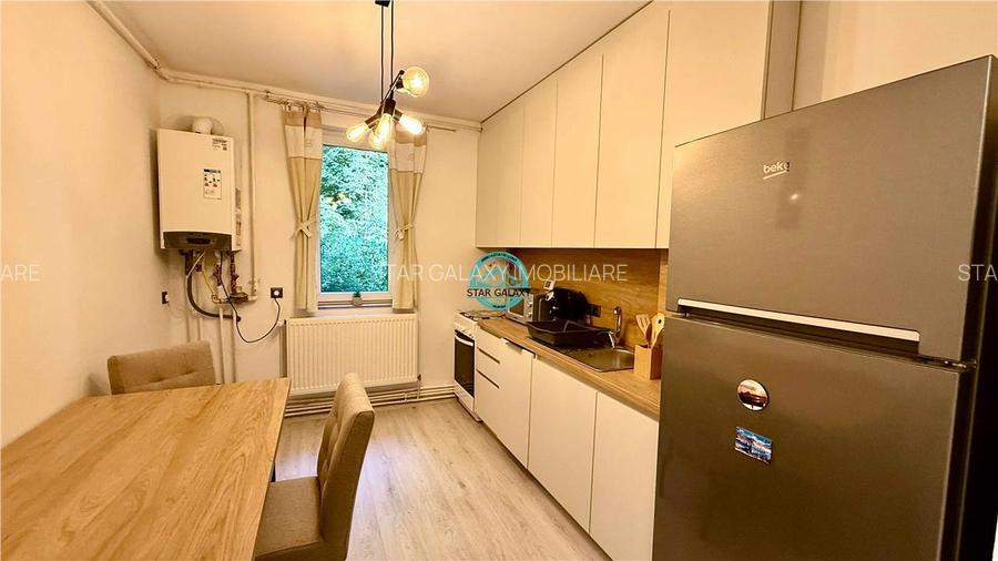 Inchiriez apartament cu 3 camere modern utilat si mobilat la 5 min de UMF - 2