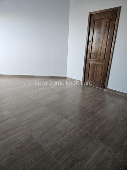 Spatiu ptr. Birouri - 5