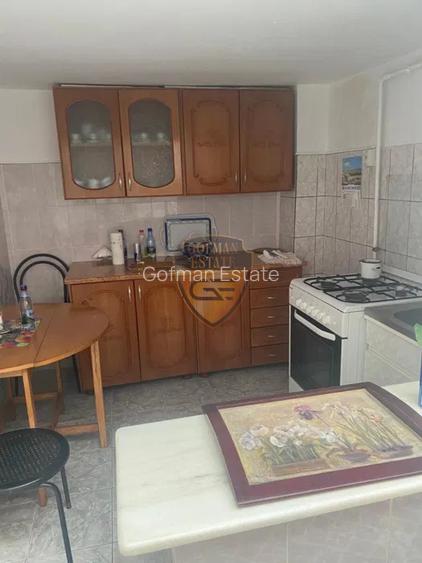 Casa 4 camere, Tomis III / Tomis 1, 2 bai, 2 bucatarii, centrala gaze, parcare - 8