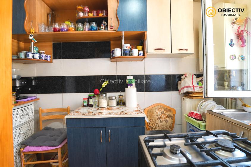 Apartament 2 camere MǍRǍȚEI, decomandat situat la etajul 4. - 5