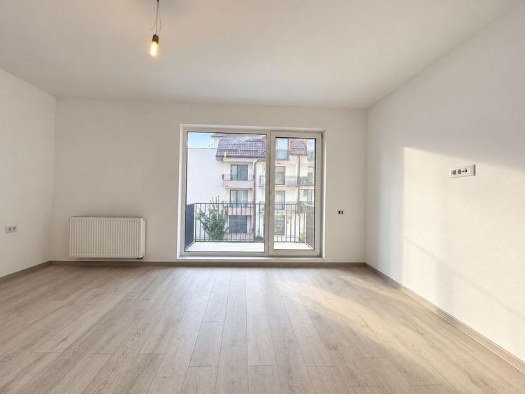 Garsonieră decomandată de vânzare – Zona Coresi, Brașov | 50 mp total