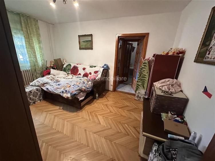 Mobilat si utilat in bloc anvelopat linga Flavia - 7