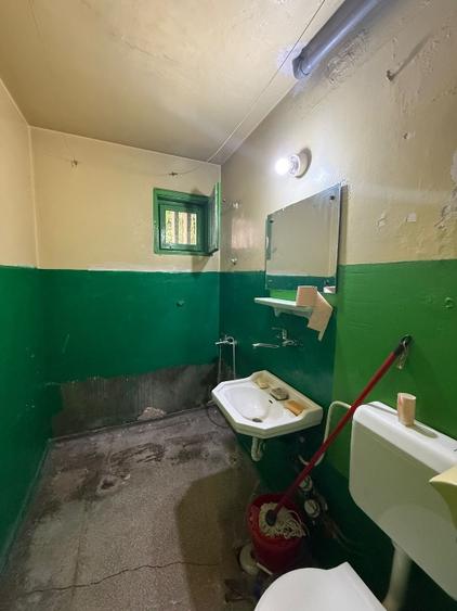 Apartament 2 camere, parter 44mp util. cu acces la grădina din spatele blocului