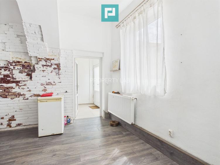 Casă cu 6 camere în zona Central - 10