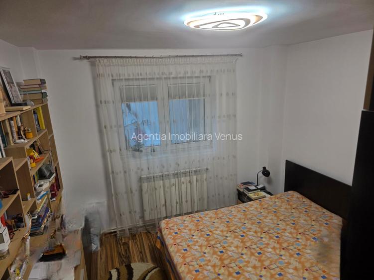 Apartament 3 camere de vânzare – Zona Primăverii - 3