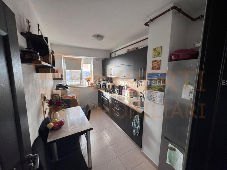 Apartament 2 camere de vanzare situat in zona Casa de Cultura, Constanta - 3