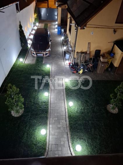 2 Case individuale moderne renovate 500 mp teren de vanzare Sibiu - 27