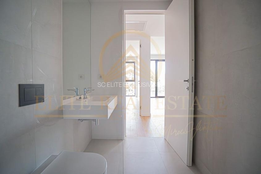 Stațiunea Mamaia - Vânzare apartament cu 2 camere, 2 bai cu vedere la mare. - 22