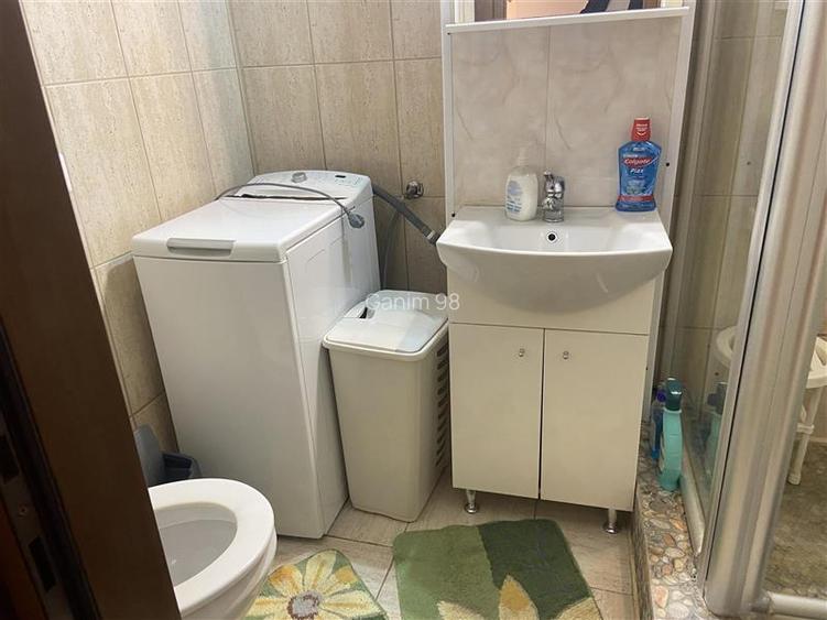 Garsoniera  de inchiriat , zona  b- dul Brailei , parter , decomandata , mobilat - 6