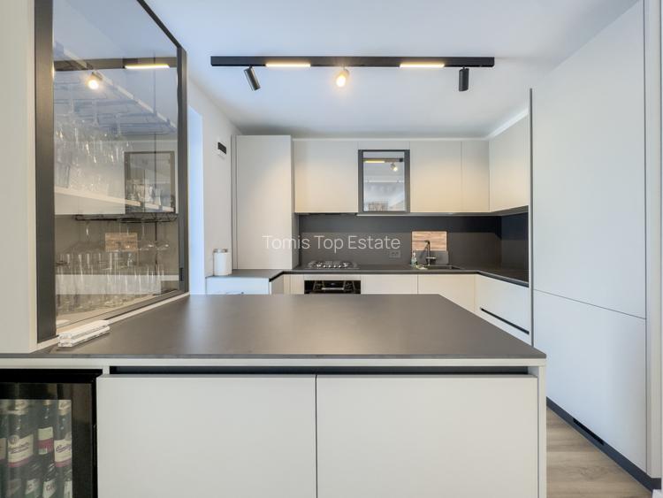 Vila P+1 in Valu lui Traian, pe partea dreapta - Avostar Villas - 10