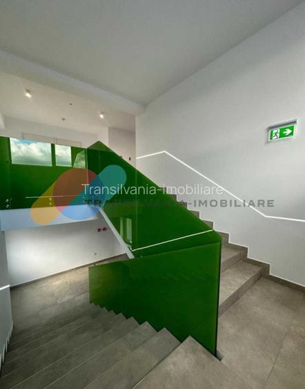 Spatiu birou/ alte activitati, renovat, 177 Mp, Zona Bd. Muncii - 6