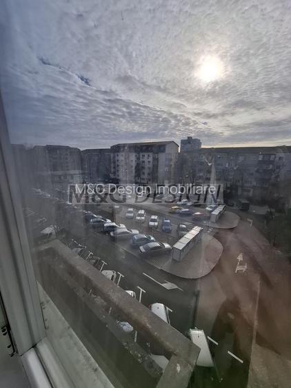 Aradului, 3 camere decomandat, 2 bai - 14