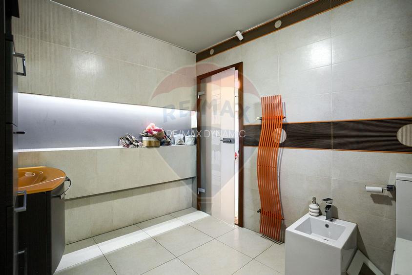 Casă modernă și spațioasă cu piscină,saună și sală de fitness – Pecica - 17