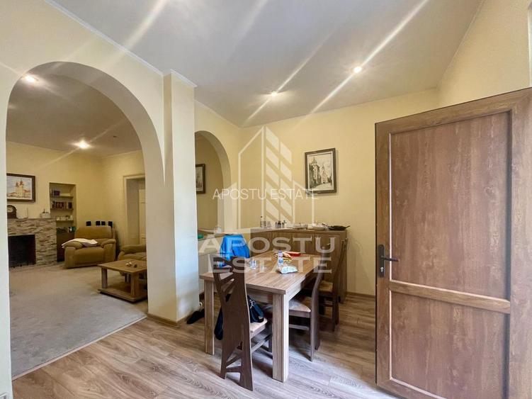 Casa cu 2 apartamente – zona Piata Catedralei - 19