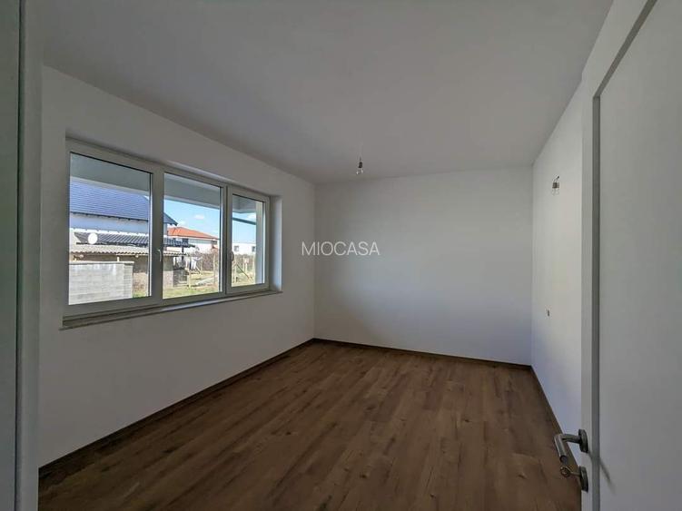 GRADINA 50 mp. Aproape de Zone2 si Mega Image. Decomandat. - 7