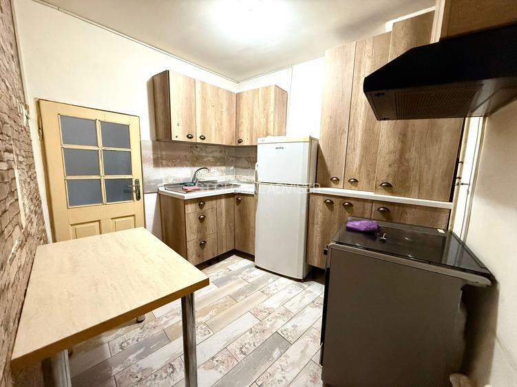 Casa cu 4 camere+curte de inchiriat pe Strada Odoarei, rezidential sau comercial - 18