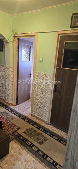 3 camere, 7/10, bloc 1979, 74 mp-Pacii-Str. Barsanesti - 11