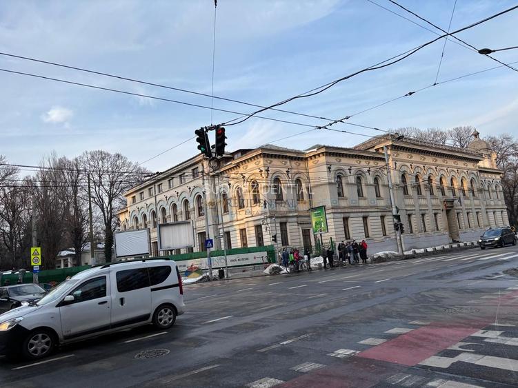 Apartament 4 camere ultracentral, acces metrou Izvor - 0% Comision - 8