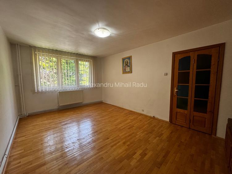 Apartament 3 camere 1 Decembrie 1918/Titan - complet renovat - centrala proprie - 13