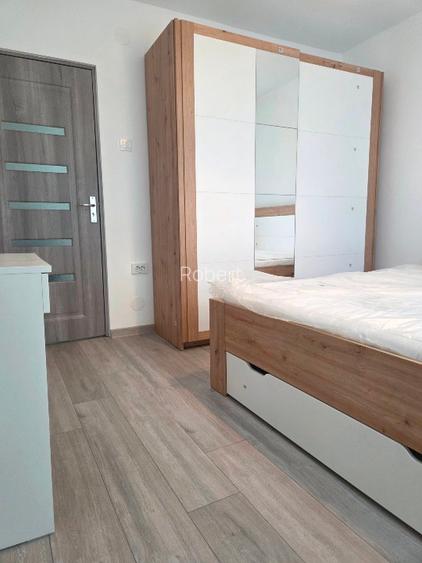 Ap. 2 camere, decomandat, renovat complet, utilat nou, bariera Bucov AFI  - 8