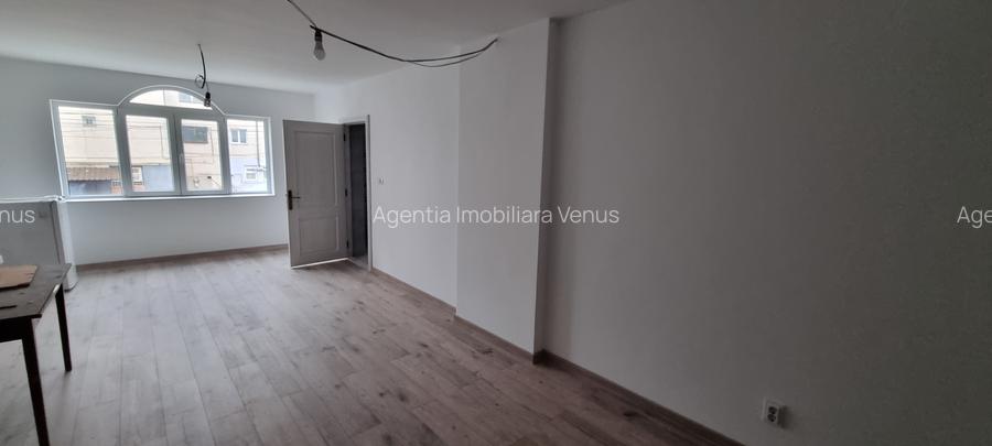 Cladire centrala P+E+M - 7