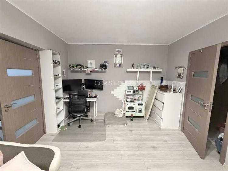 Vitan -2 camere + 2 balcoane -Centrala proprie -Loc parcare - 3