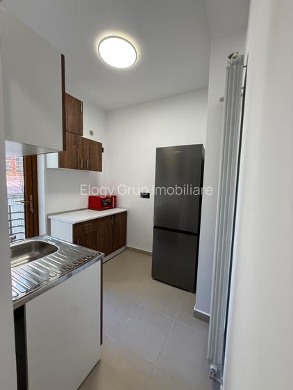 Închiriere apartament 2 camere semimobilat cu adresa pe Bulevardul Aviatorilor - 7