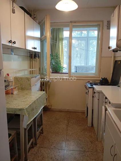 2 Camere Decomandat Parcare Alexandru Obregia - 6