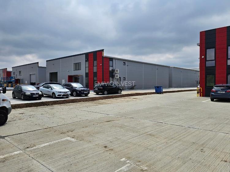 Hala / Spatiu depozitare / Logistica / Showroom - 465 mp SU, birouri 120 mp. - 4