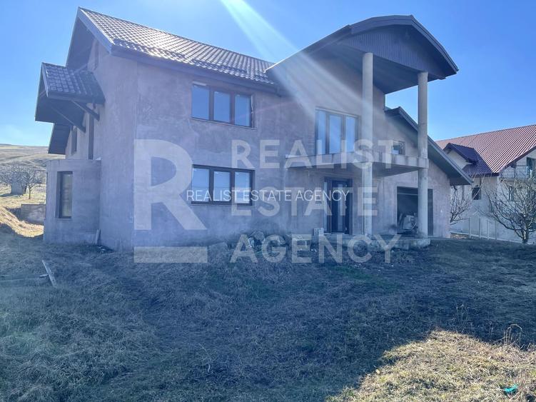 Vilă de vânzare, 253 mp util, teren 1000 mp, Rediu Mitropoliei - 13