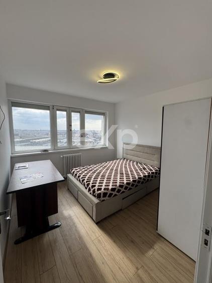 Apartament 3 camere Calea Grivitei | Metrou la scara | Etaj 11 | Renovat complet