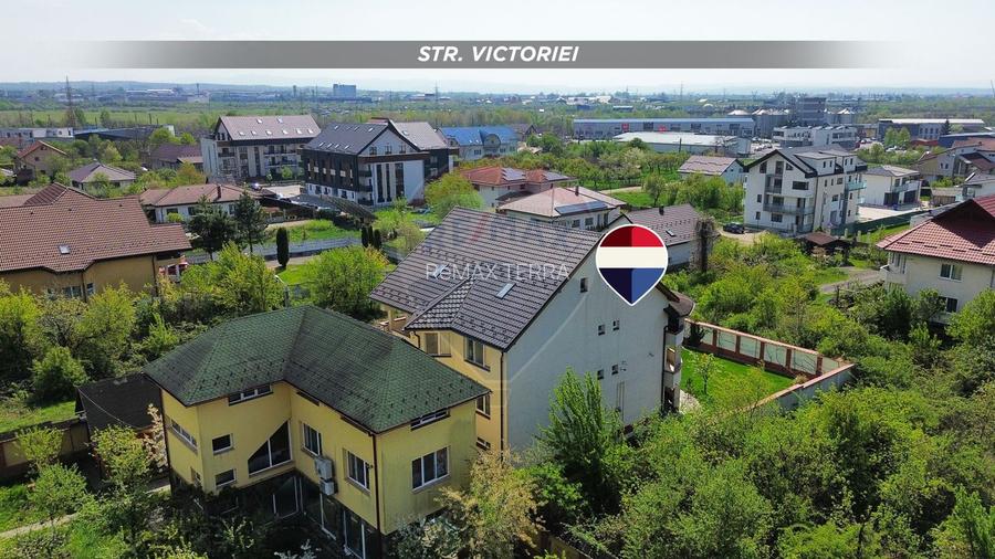 DE INCHIRIAT: Apartament cu 2 camere-strada Victoriei - 21
