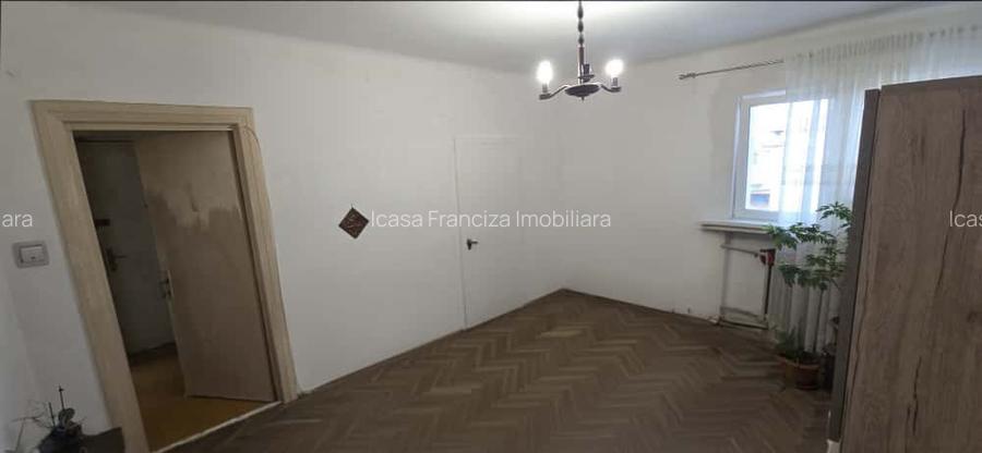 Apartament 4 camere, 91mp, Gara de Nord, 1 minut de metrou,ideal pentru renovare - 5