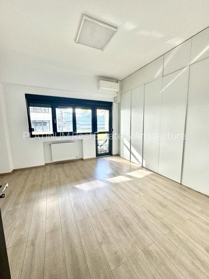 Inchiriere apartament 4 camere Piata Romana - 16
