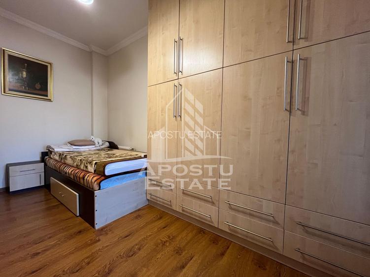 Casa la curte comuna zona Odobescu, doar 4 locatari, gradina proprie - 9
