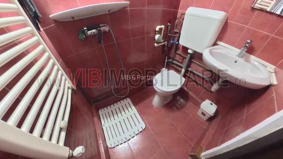 Brancoveanu -Piata Sudului - Garsoniera mobilata - utilata cu centrala proprie - 5