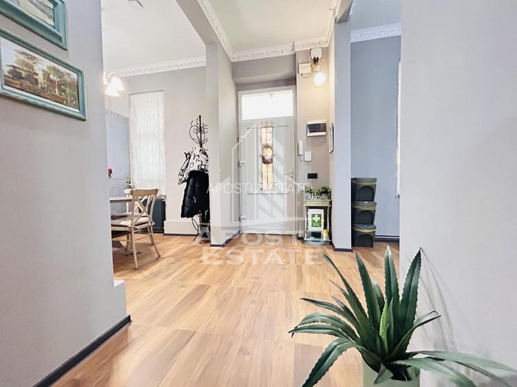 Apartament exclusivist, etaj intermediar situat in Piata Maria - 12