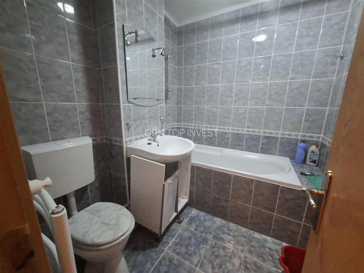 Apartament 4 camere decomandat 2 balcoane pivnita zona Rahovei - 9