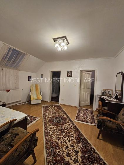 Vila  Oradea zona Iorga 420 mp ,teren 2000 ml - 11