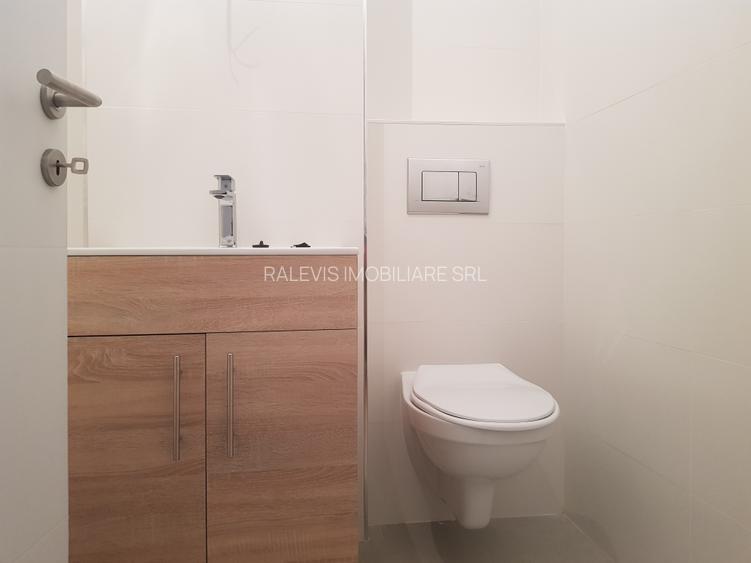 Vanzare apartament unicat, 2 camere, 2 bai, centrala proprie, sector 4 Hornbach - 11