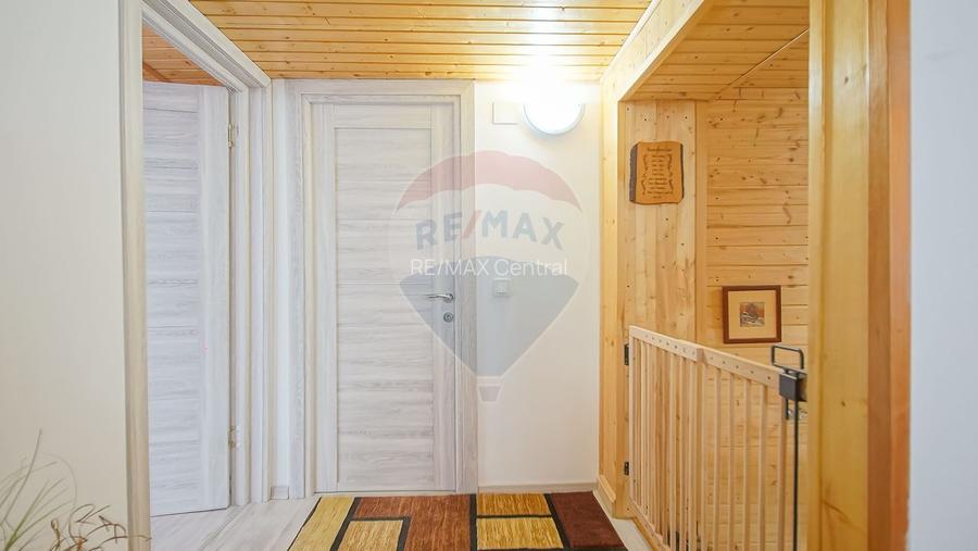 Casă/Cabană din lemn, Complet mobilată, Priveliște superbă, 0%Comision - 13